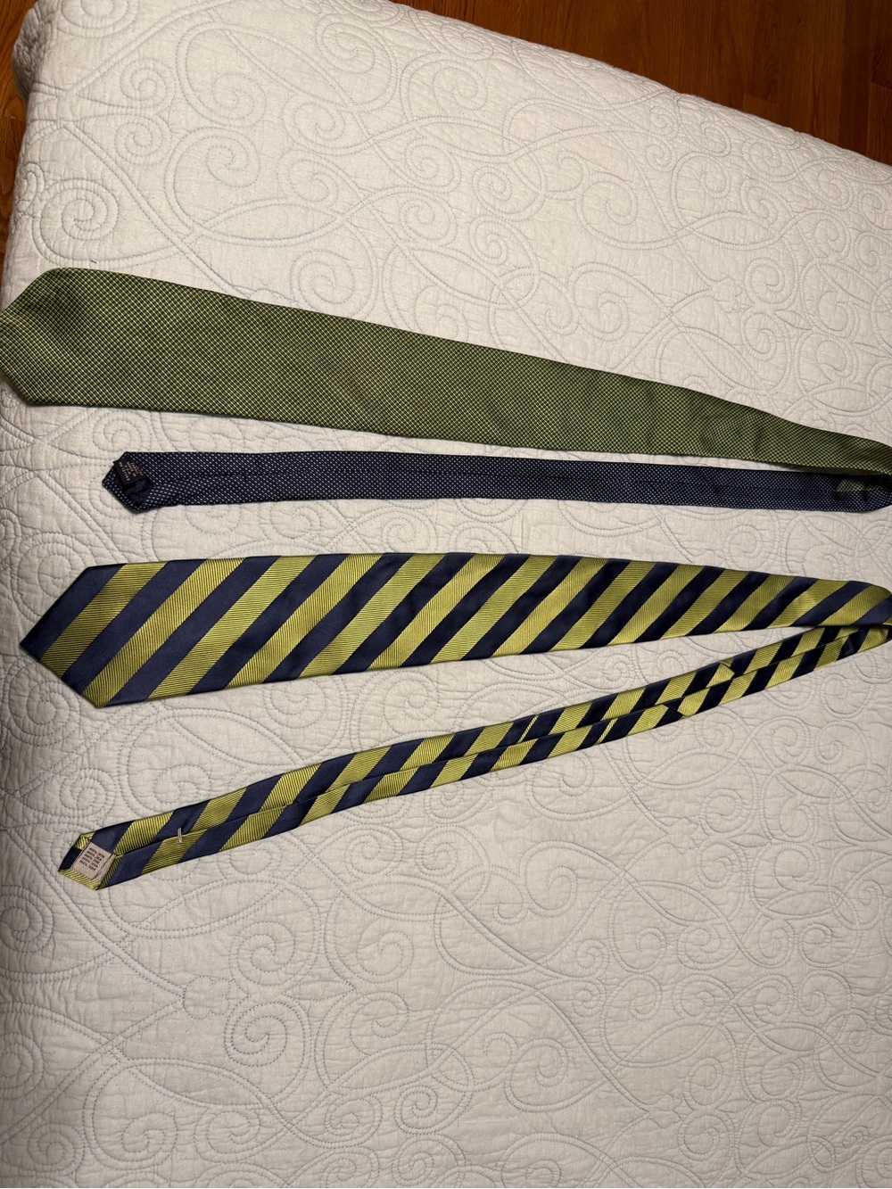 Men's Olive & Navy Stripe Silk Tie - Unbranded